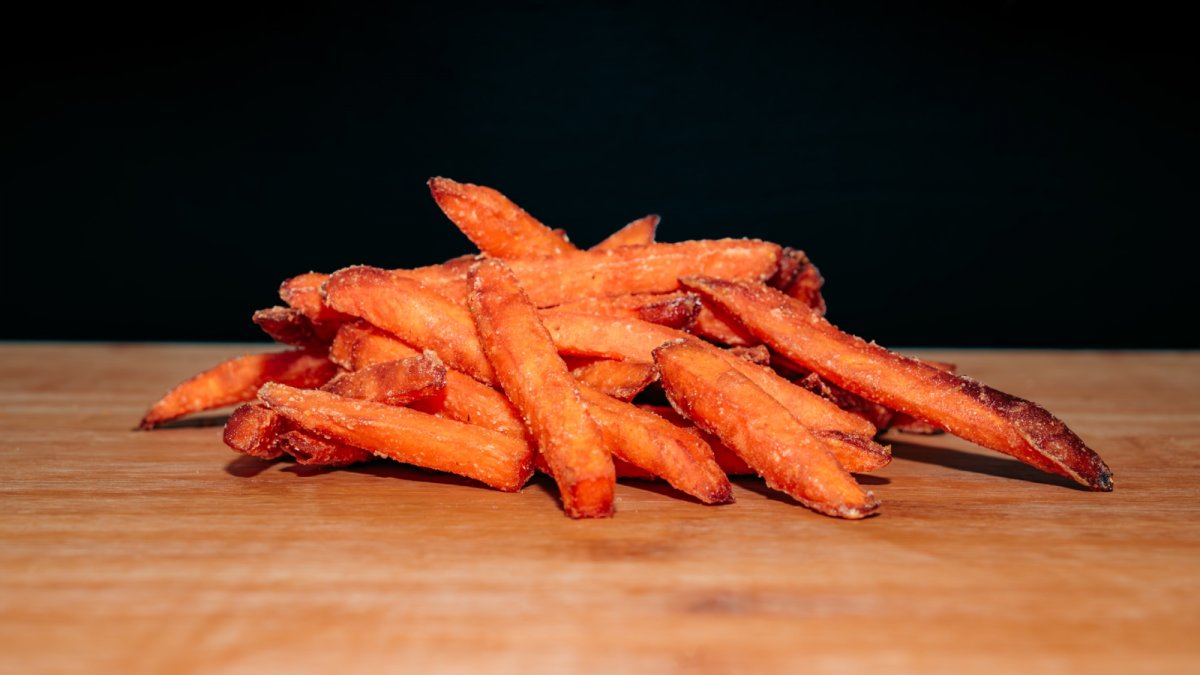 Knusprige Sweet Potato Fries bei 20s Smash Burger Baden